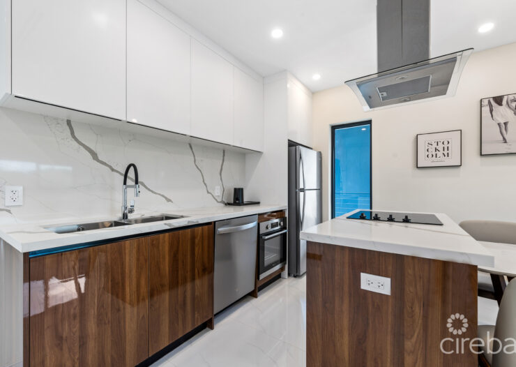 LOVELY 2 BED  2 BATH - ARZA WEST BAY