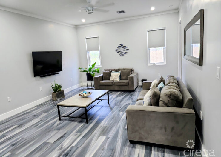 BEACH BAY HOME