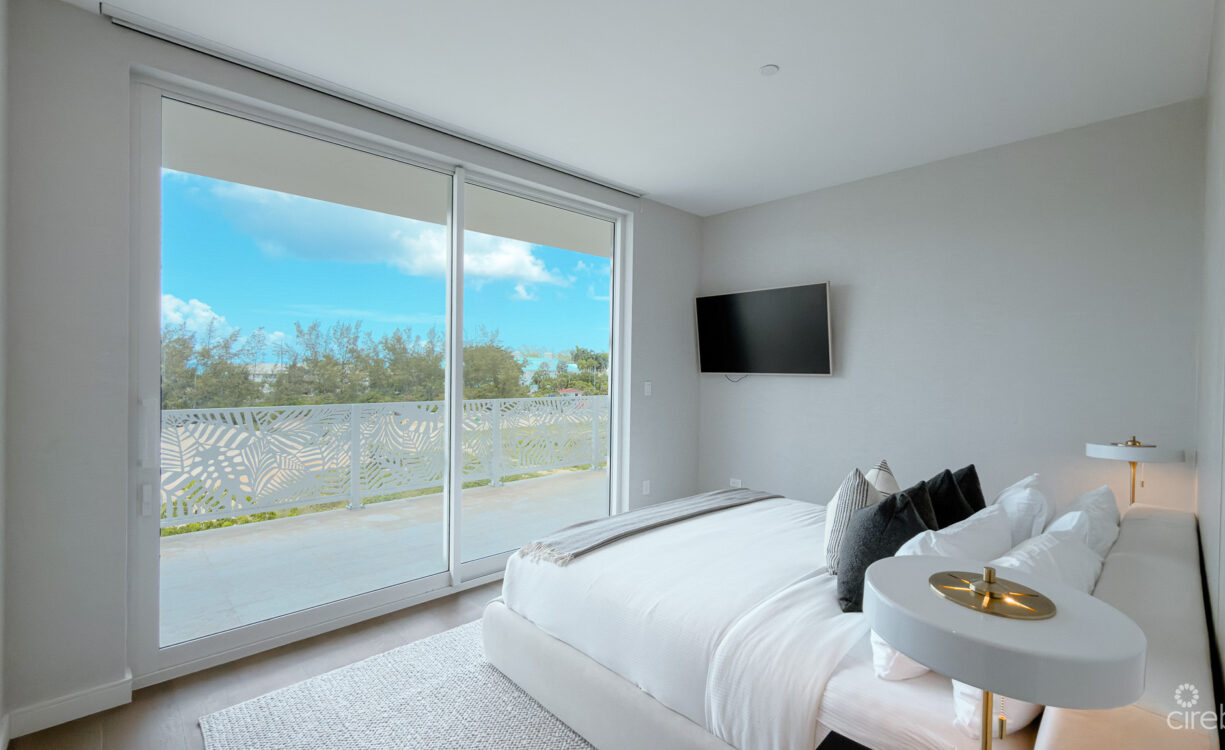 THE GROVE TOO - 4 BED PENTHOUSE