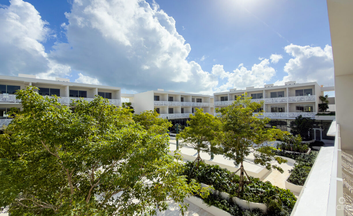 THE GROVE TOO - 4 BED PENTHOUSE