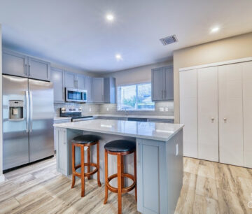 DOWNTOWN REACH 801