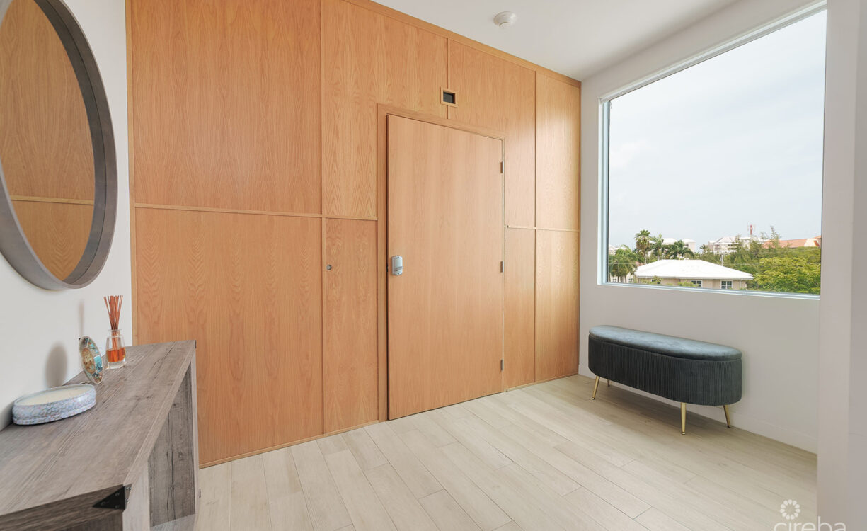 ONE CANAL POINT PENTHOUSE WITH COVERED ROOF TERRACE