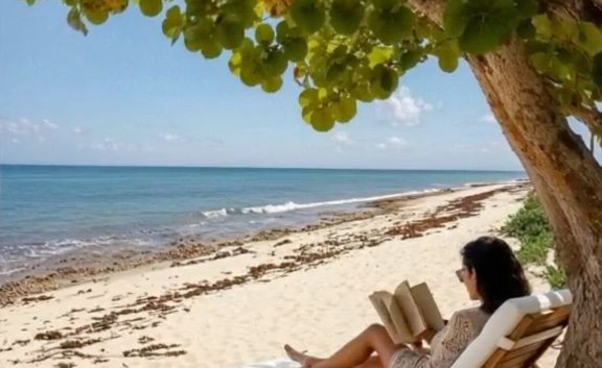 SECRET BEACH