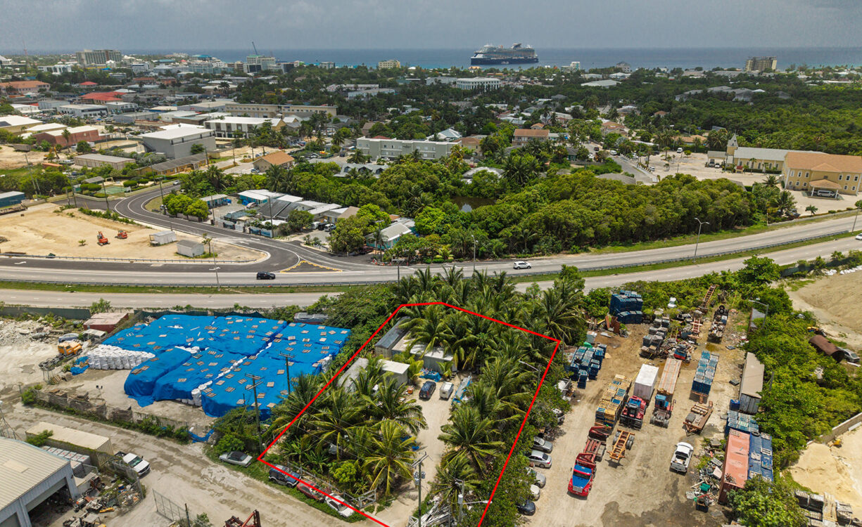 HEAVY INDUSTRIAL - 0.50 ACRES ON SEYMOUR DR