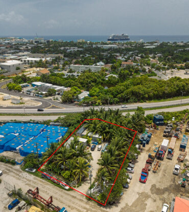 HEAVY INDUSTRIAL - 0.50 ACRES ON SEYMOUR DR