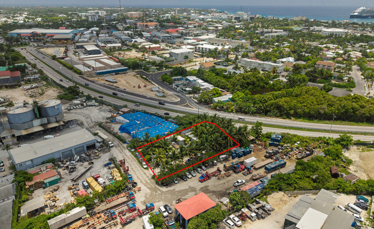 HEAVY INDUSTRIAL - 0.50 ACRES ON SEYMOUR DR