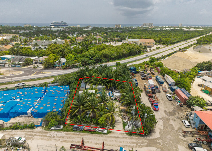 HEAVY INDUSTRIAL - 0.50 ACRES ON SEYMOUR DR