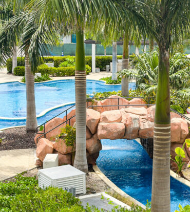 OLEA - 2 BED CORNER CONDO