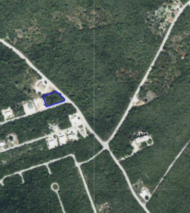 CORNER LOT ON THE BLUFF - CAYMAN BRAC - .36 ACRES