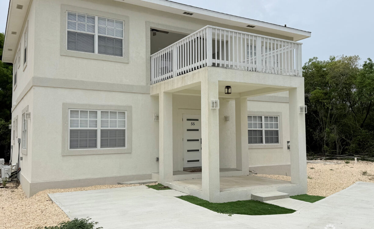 LITTLE CAYMAN 4 BEDROOM RESIDENTIAL HOME