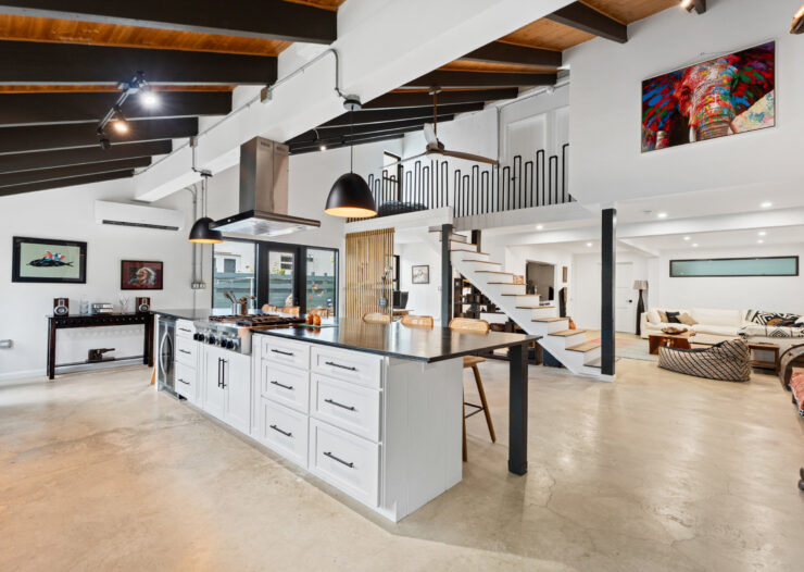 PURA VIDA, SOUTH SOUND HOME